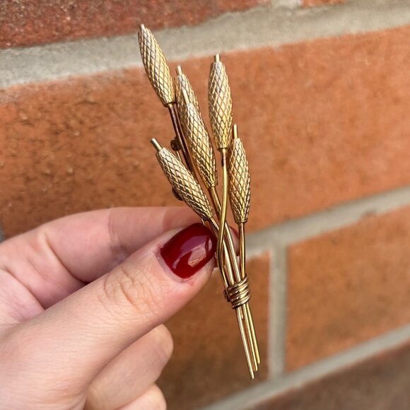 Vintage Gold-Tone Wheat Bouquet Brooch - Picture 1 of 5